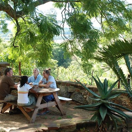 Down Gran'S Self-Catering Cottage Lobamba エクステリア 写真